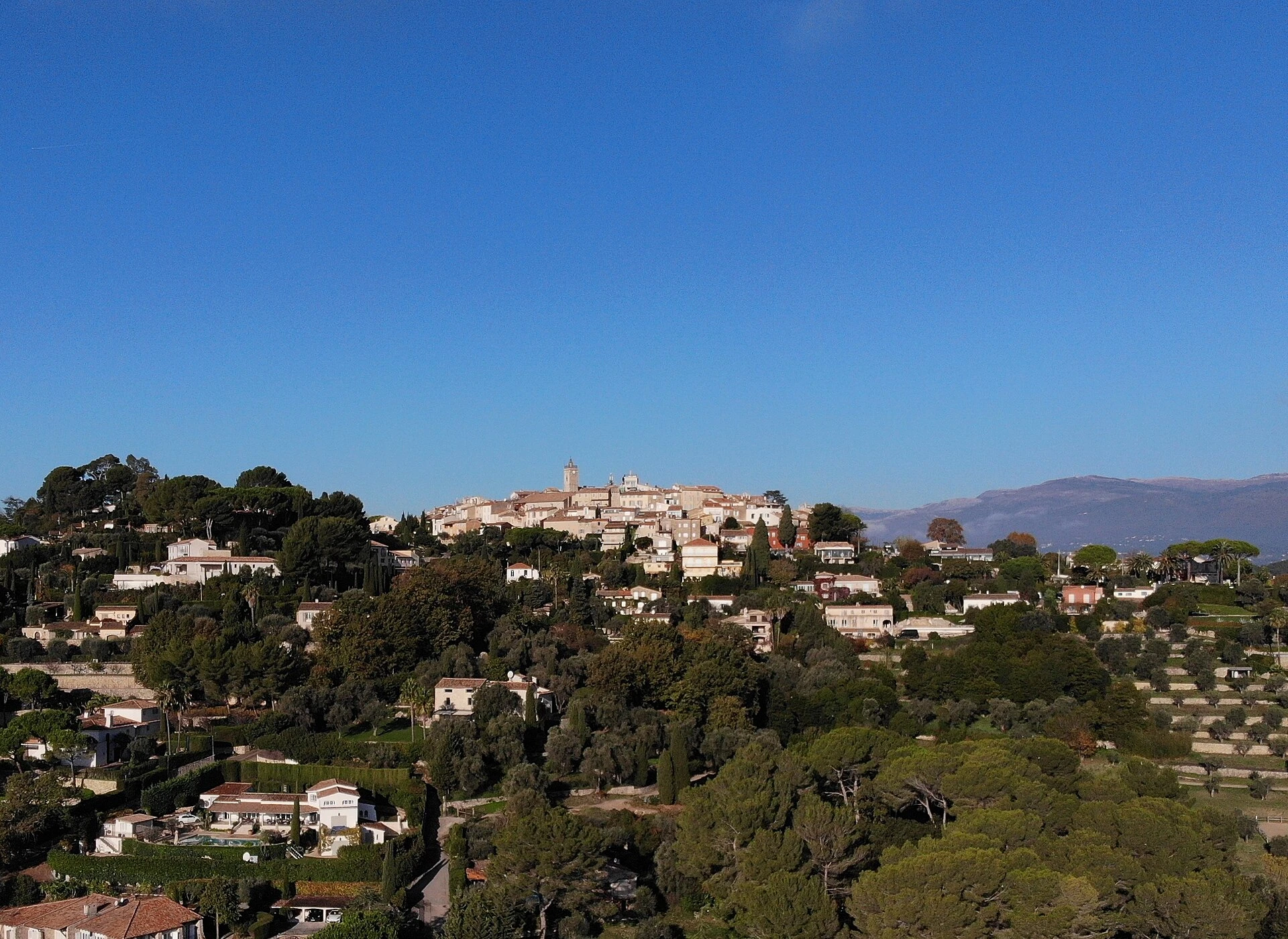 Les Étoiles de Mougins